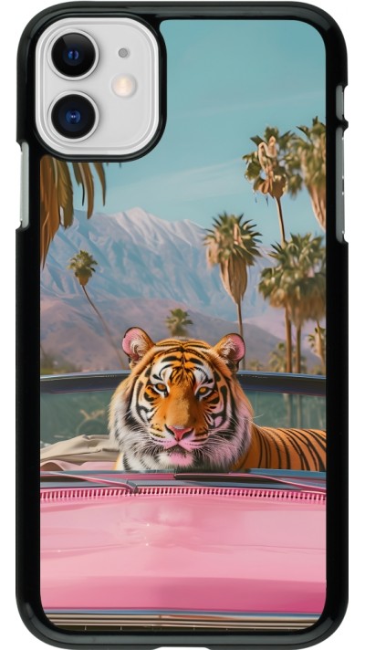 Coque iPhone 11 - Tigre voiture rose