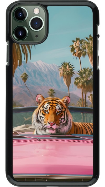 Coque iPhone 11 Pro Max - Tigre voiture rose