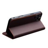 Fourre iPhone 16 Plus - Flip Qialino Matt Wallet cuir véritable - Brun