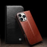 Fourre iPhone 16 Pro - Flip Qialino Classic Wallet cuir véritable - Brun